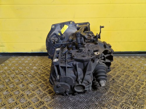 PŘEVODOVKA 3M5R-7F096-YF, R3T9A - FORD FOCUS II, C-MAX / MAZDA 3 / VOLVO V50, S40, C30 - 1.6 TDCI - 18354