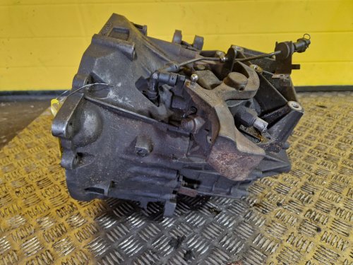 PŘEVODOVKA 6M2R-7F096-EB - FORD MONDEO IV, FOCUS III, GALAXY II, S-MAX, KUGA I,II / VOLVO V50, S40 II, C30 - 2.0 TDCI - 19654