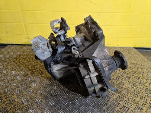 PŘEVODOVKA JHT 041113X ŠKODA OCTAVIA II / VW PASSAT B6, GOLF V, VI, JETTA III, IV / AUDI A3 II / SEAT LEON II, TOLEDO III, ALTEA - 1.6 FSI, MPI - 20805