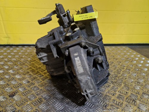 PŘEVODOVKA M32 - OPEL ASTRA H, ZAFIRA B, VECTRA C / FIAT / ALFA ROMEO / SAAB - 1.9 CDTI, 1.9 JTD, 1.9 TTID - 18537