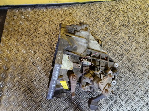 PŘEVODOVKA TOYOTA YARIS II (P9) - 1.3 VVT-i 64 KW - 20196