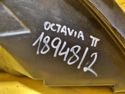 LEVÉ + PRAVÉ  PŘEDNÍ SVĚTLA ŠKODA OCTAVIA II  - 19948