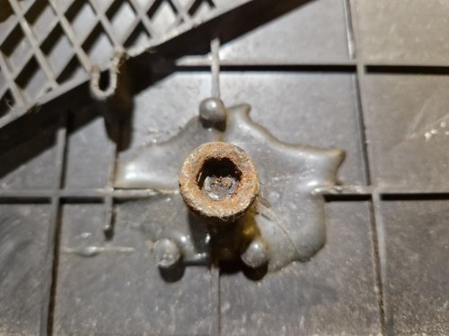 LEVÉ + PRAVÉ  PŘEDNÍ SVĚTLA ŠKODA OCTAVIA II  - 19948