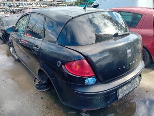Seat Toledo 1.6 ( BSE ) 75kW r.2007 černá na náhradní díly