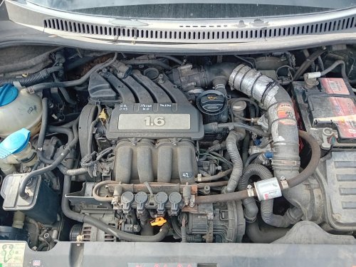 Seat Toledo 1.6 ( BSE ) 75kW r.2007 černá na náhradní díly