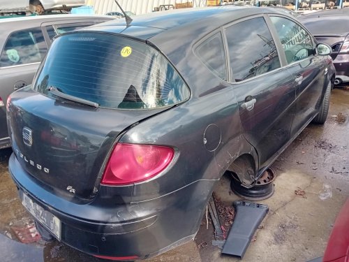 Seat Toledo 1.6 ( BSE ) 75kW r.2007 černá na náhradní díly
