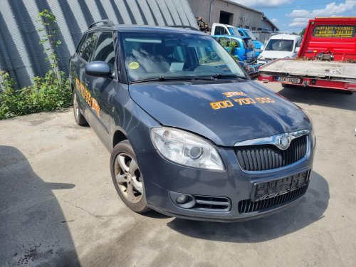 Škoda Fabia II 1.6 ( BTS ) 77kW r.2009 šedá 9153 na náhradní díly