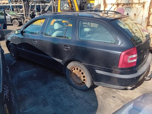 Škoda Octavia II 1.8 TSI ( BZB ) 118kW r.2007 černá na náhradní díly