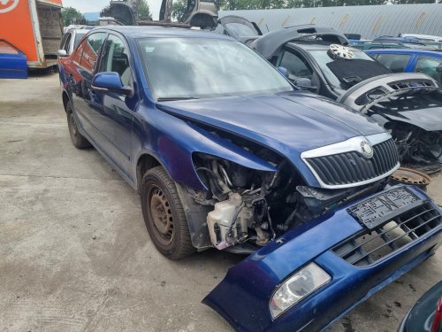 Škoda Octvavia II Facelift 2.0 TDI ( BKD ) 103kW r.2010 modrá 9462 na náhradní díly
