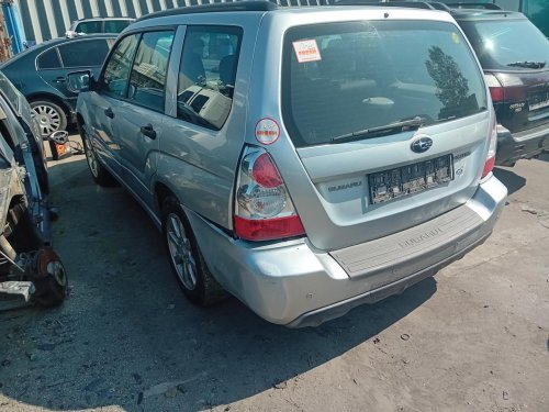 Subaru Forester II 2.0 AWD ( EJ 20 ) 116kW r.2006 šedá 01G  na náhradní díly