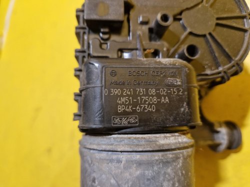 TÁHLA STĚRAČŮ S MOTORKEM 0390241731 FORD FOCUS II - 18153