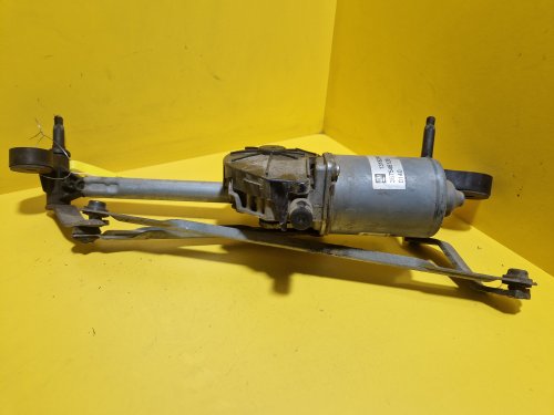 TÁHLA STĚRAČŮ S MOTORKEM 13182340 OPEL CORSA D - 12894