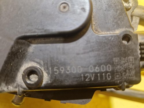 TÁHLA STĚRAČŮ S MOTORKEM 159300-0600 MAZDA 5 - 19459