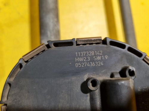 TÁHLA STĚRAČŮ S MOTORKEM 1Z1955119A - ŠKODA OCTAVIA II - 17859