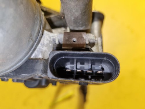 TÁHLA STĚRAČŮ S MOTORKEM 1Z1955119A - ŠKODA OCTAVIA II - 17860