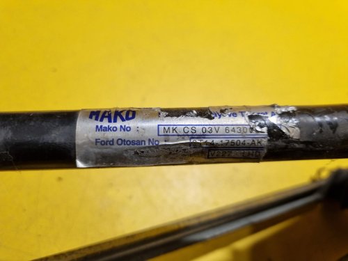 TÁHLA STĚRAČŮ S MOTORKEM 2T1417508AD FORD CONNECT I - 17858