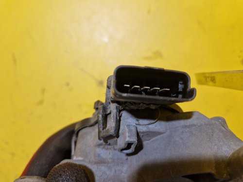 TÁHLA STĚRAČŮ S MOTORKEM 53565002 CITROEN C1 / PEUGEOT 107 / TOYOTA AYGO I - 18148