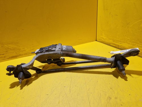 TÁHLA STĚRAČŮ S MOTORKEM 851100D080 TOYOTA YARIS II - 20338