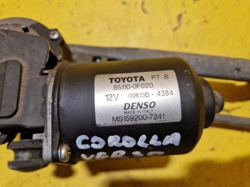 TÁHLA STĚRAČŮ S MOTORKEM 851100F020 TOYOTA COROLLA VERSO II - 21363