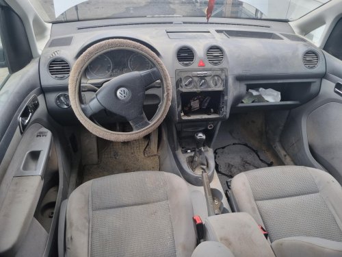 Volkswagen Caddy 1.9 TDI ( BLS ) 77kW r.2006 šedá na náhradní díly