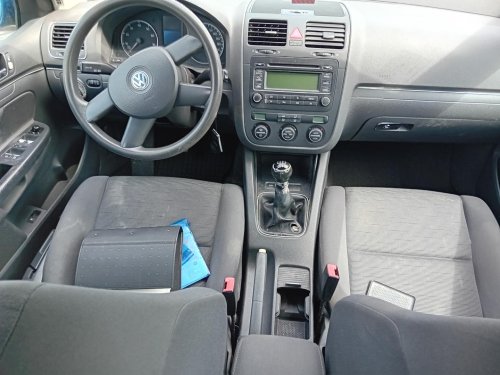 Volkswagen Golf V 1.4 ( BCA ) 55kW r.2005 modrá na náhradní díly