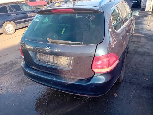 Volkswagen Golf V 1.4 TSI ( CAX ) 90kW r.2009 modrá 9135 na náhradní díly