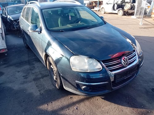 Volkswagen Golf V 1.4 TSI ( CAX ) 90kW r.2009 modrá 9135 na náhradní díly