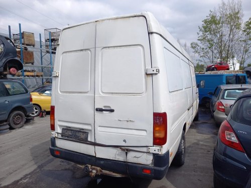 Volkswagen LT 2.5 ( AHD ) 75kW r.1998 bílá na náhradní díly 