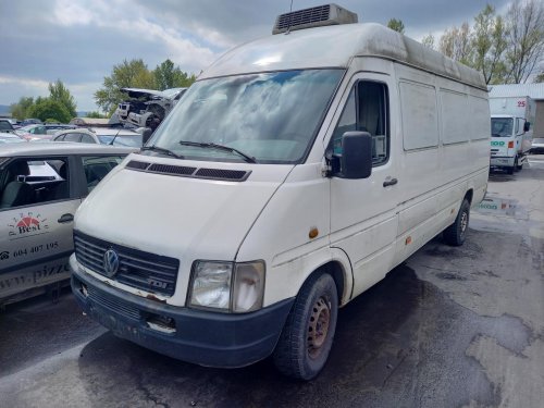 Volkswagen LT 2.5 ( AHD ) 75kW r.1998 bílá na náhradní díly 