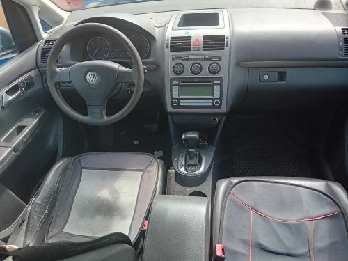 Volkswagen Touran 1.9 TDI ( BLS ) 77kW r.2008 na náhradní díly