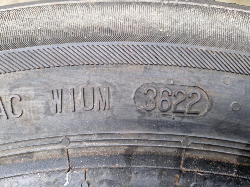2 KS CELOROČNÍ PNEUMATIKA BARUM QUARTARIS 5 - 165/65 R14 79T - 20459