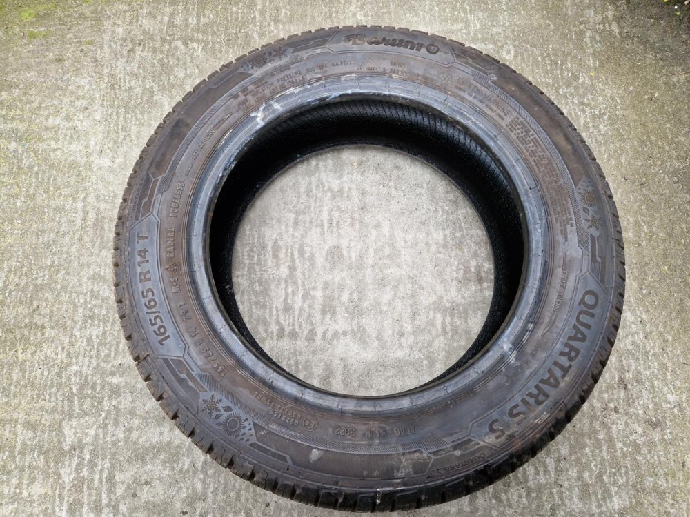2 KS CELOROČNÍ PNEUMATIKA BARUM QUARTARIS 5 - 165/65 R14 79T - 20460