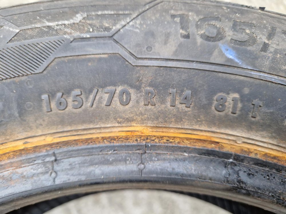 2 KS CELOROČNÍ PNEUMATIKA BARUM QUARTARIS 5 - 165/70 R14 81T - 20461