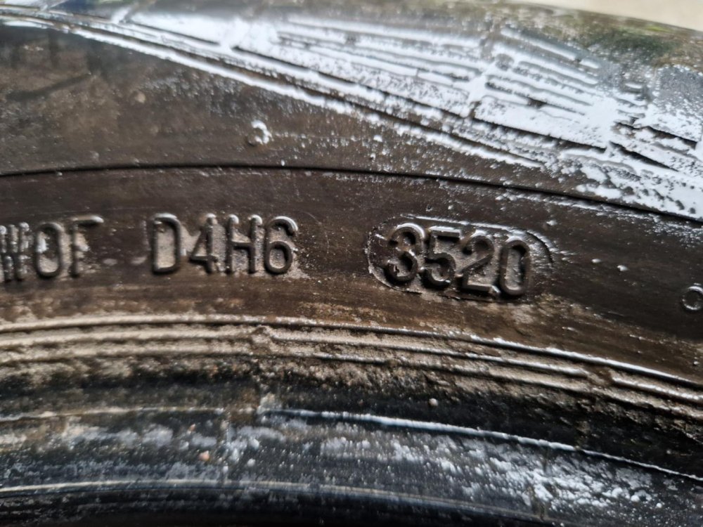 2 KS CELOROČNÍ PNEUMATIKA CONTINENTAL ALLSEASONCONTACT 205/55 R16 91H - 20940 2 KS CELOROČNÍ PNEUMATIKA CONTINENTAL ALLSEASONCONTACT 205/55 R16 91H - 20940