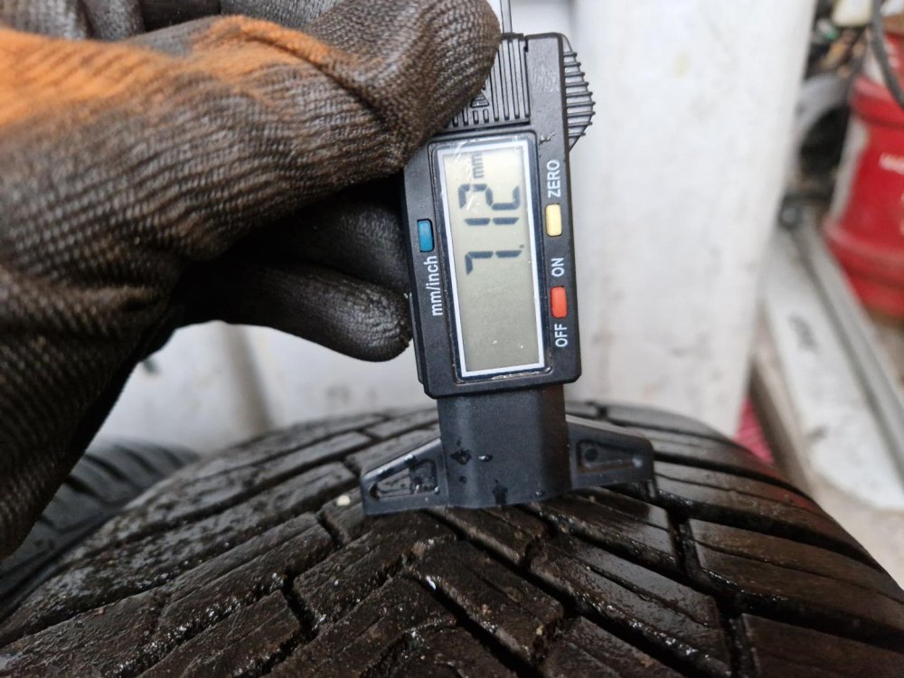 2 KS CELOROČNÍ PNEUMATIKA CONTINENTAL ALLSEASON CONTACT 205/55 R16 91H - 20941 2 KS CELOROČNÍ PNEUMATIKA CONTINENTAL ALLSEASON CONTACT 205/55 R16 91H - 20941