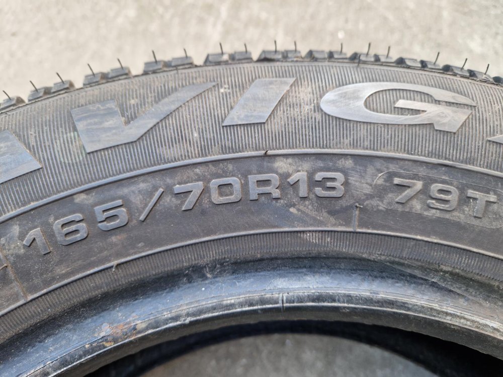 2 KS CELOROČNÍ PNEUMATIKA DEBICA NAVIGATOR 165/70 R13 79T - 20478