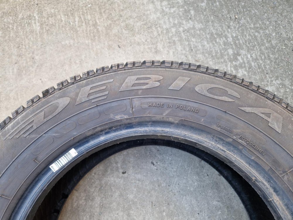 2 KS CELOROČNÍ PNEUMATIKA DEBICA NAVIGATOR 165/70 R13 79T - 20479