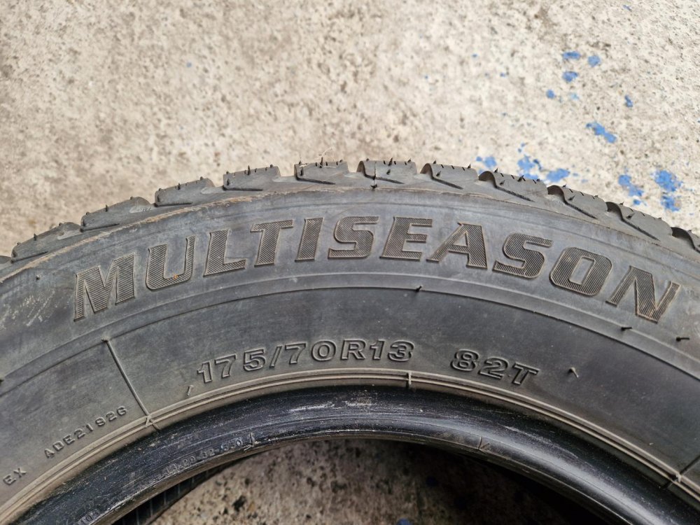 2 KS CELOROČNÍ PNEUMATIKA FIRESTONE MULTISEASON 175/70 R13 82T - 21059 2 KS CELOROČNÍ PNEUMATIKA FIRESTONE MULTISEASON 175/70 R13 82T - 21059