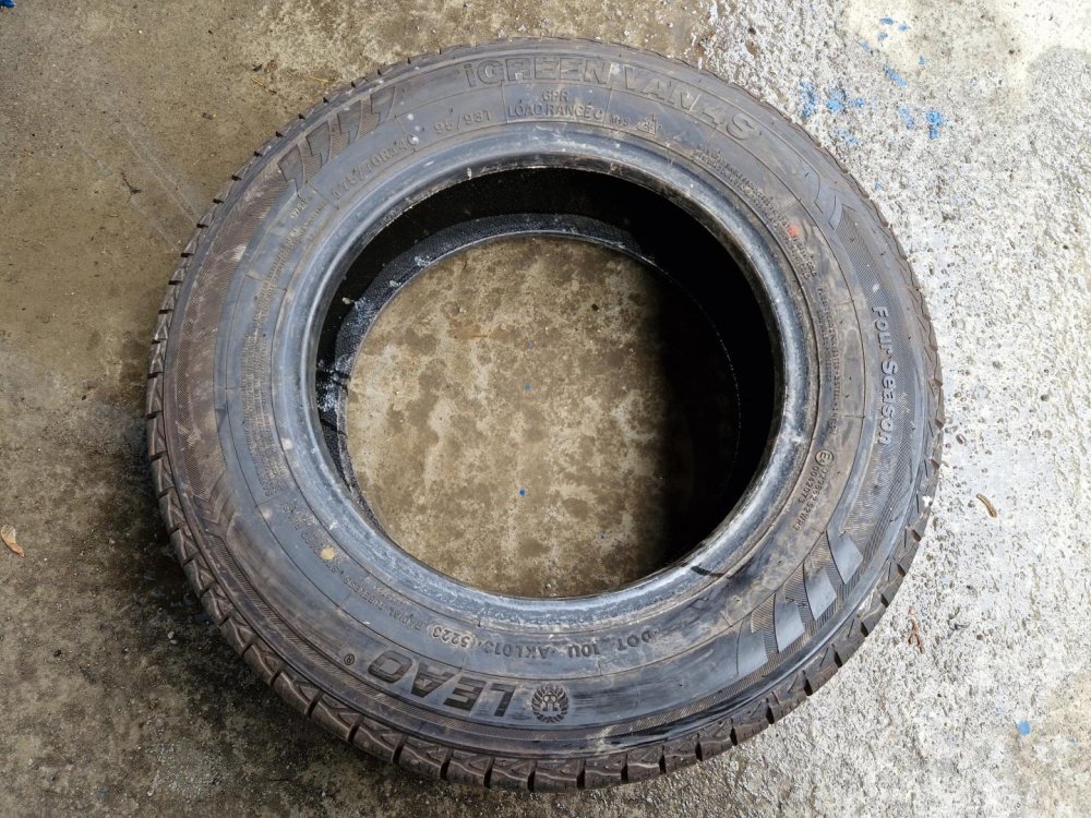 2 KS CELOROČNÍ PNEUMATIKA LEAO IGREEN VAN 4S - 175/70 R14 C 95/93T - 20291