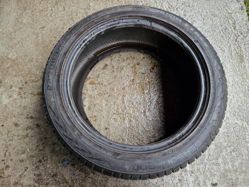 2 KS CELOROČNÍ PNEUMATIKA NOKIAN SEASONPROOF 225/45 R17 94W - 20493