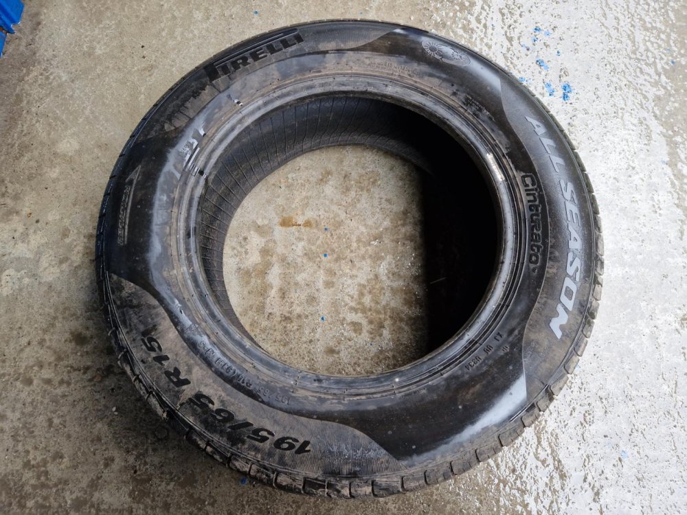 2 KS CELOROČNÍ PNEUMATIKA PIRELLI CINTURATO ALLSEASON - 195/65 R15 91H - 20299