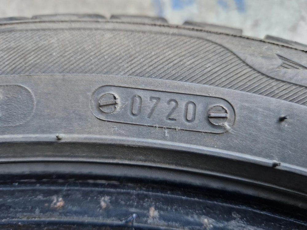 2 KS CELOROČNÍ PNEUMATIKA SEBRING ALLSEASON 225/45 R17 94W - 21159 2 KS CELOROČNÍ PNEUMATIKA SEBRING ALLSEASON 225/45 R17 94W - 21159