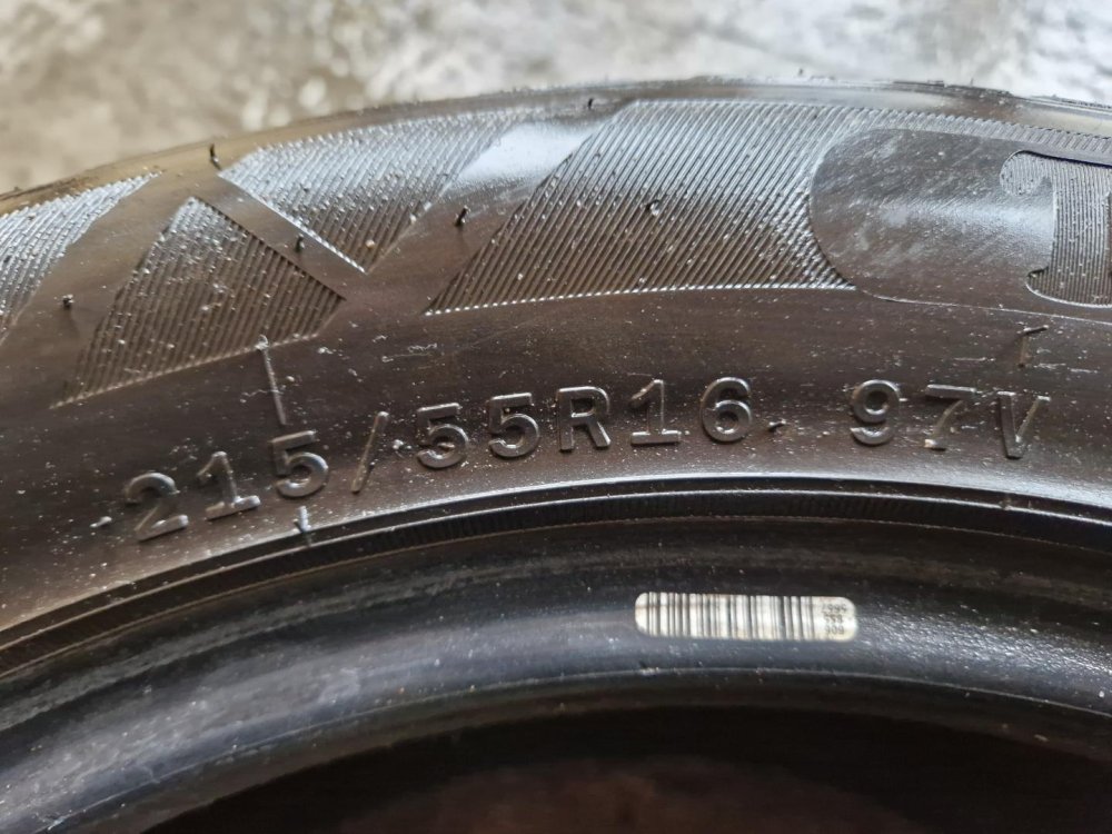 2 KS CELOROČNÍ PNEUMATIKA TOMKET ALLYEAR 3 - 215/55 R16 97V - 20650 2 KS CELOROČNÍ PNEUMATIKA TOMKET ALLYEAR 3 - 215/55 R16 97V - 20650