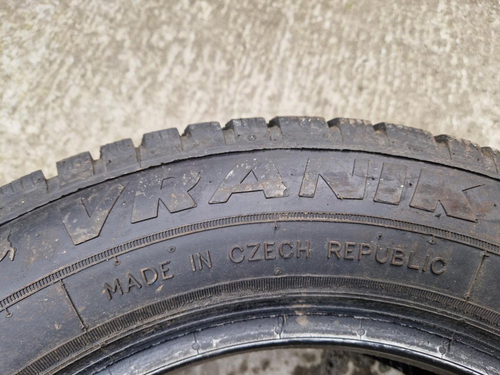 2 KS CELOROČNÍ PNEUMATIKA VRANÍK UNI SMART 4S 165/70 R14 81T - 20462