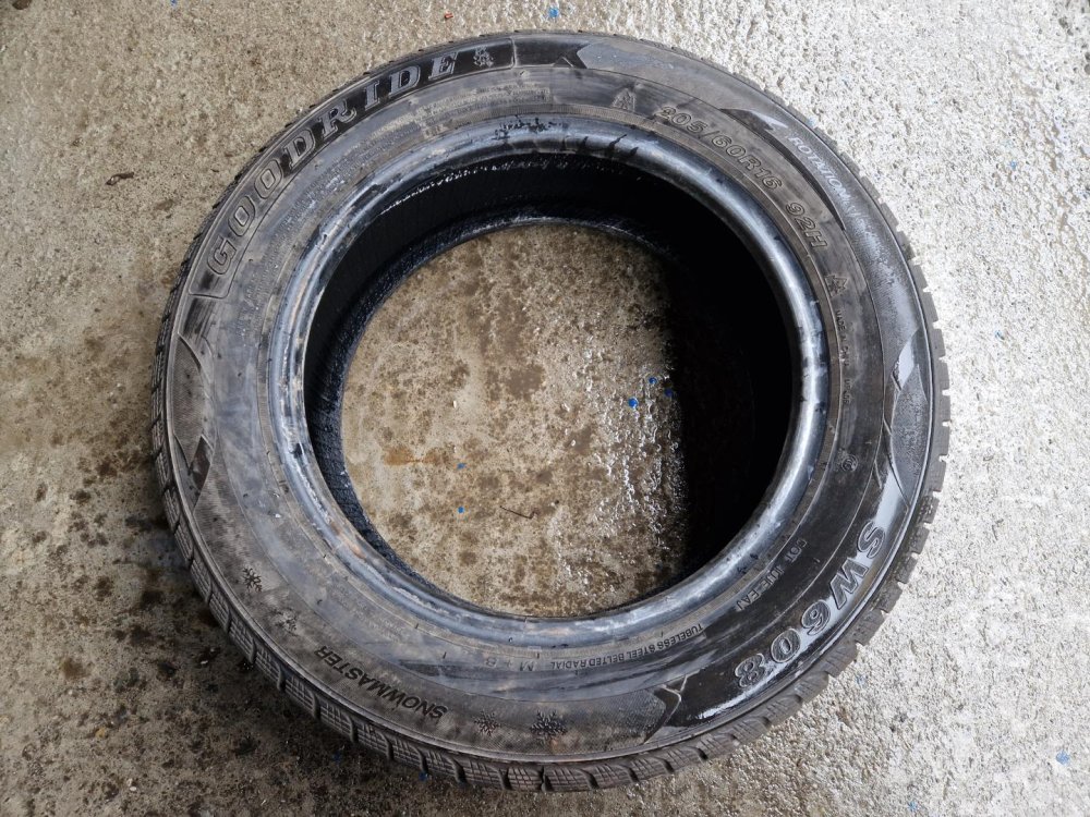 2 KS LETNÍ PNEUMATIKA GOODRIDE SW608 - 205/60 R16 92H - 20510