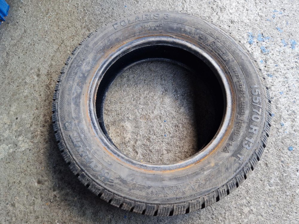 2 KS ZIMNÍ PNEUMATIKA BARUM POLARIS 3 - 155/70 R13 75T - 20423
