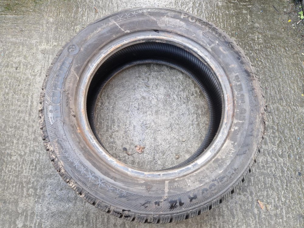 2 KS ZIMNÍ PNEUMATIKA BARUM POLARIS 3 - 185/60 R14 82T - 20577