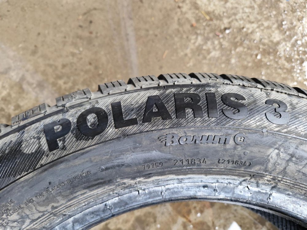 2 KS ZIMNÍ PNEUMATIKA BARUM POLARIS 3 - 185/60 R15 84T - 20289