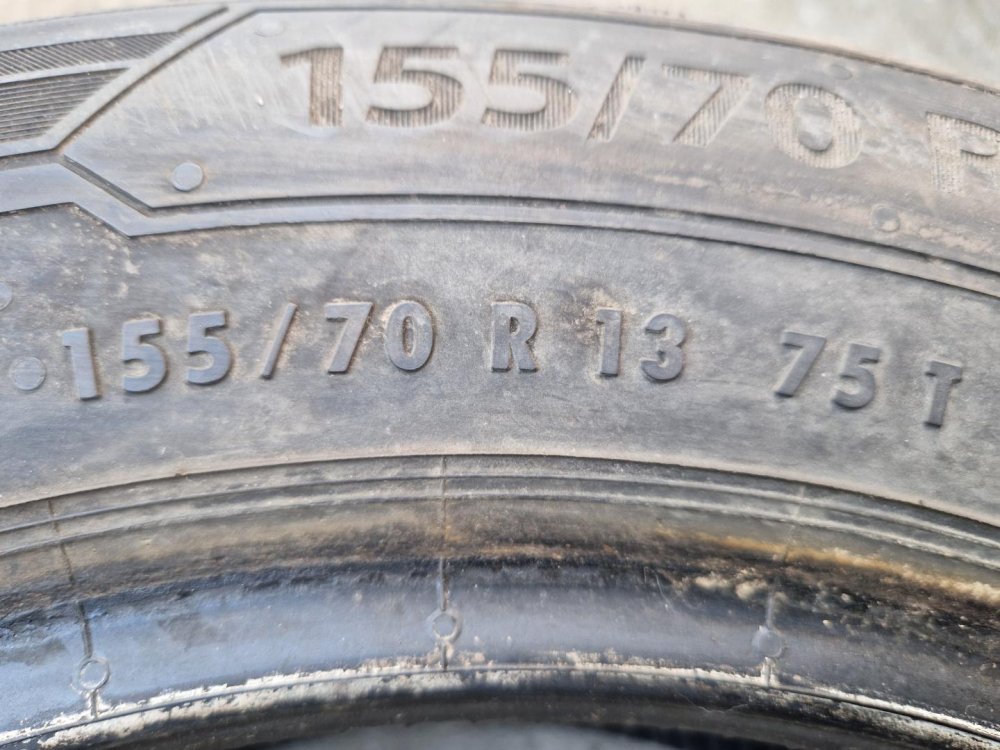 2 KS ZIMNÍ PNEUMATIKA BARUM POLARIS 5 - 155/70 R13 75T - 20388
