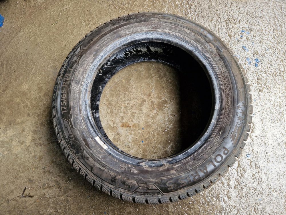 2 KS ZIMNÍ PNEUMATIKA BARUM POLARIS 5 - 175/65 R14 82T - 20293